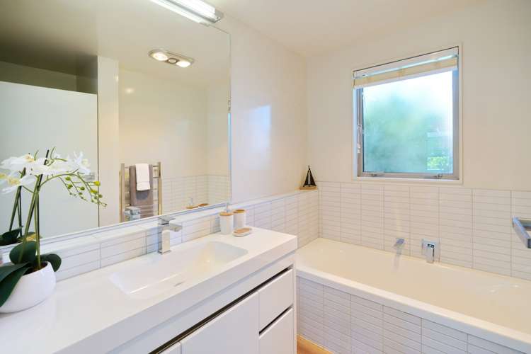 53 Christchurch Akaroa Road Tai Tapu_14