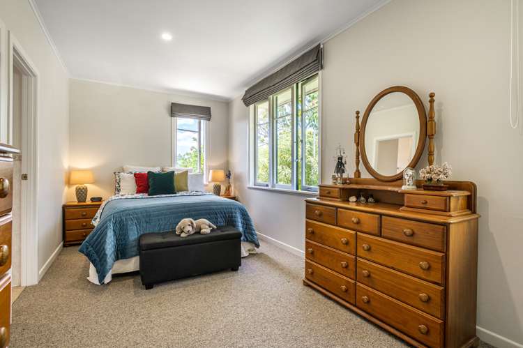 16 Deane Avenue Titirangi_12