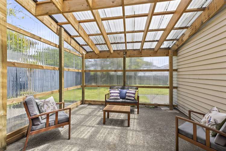 6 Mamari Street Rongotai_11