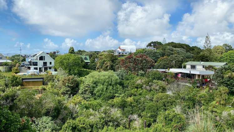 37 Totara Road Leigh_20