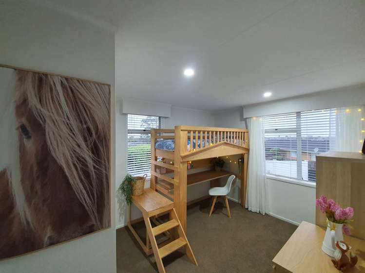 2/84 Greenslade Crescent Northcote_8