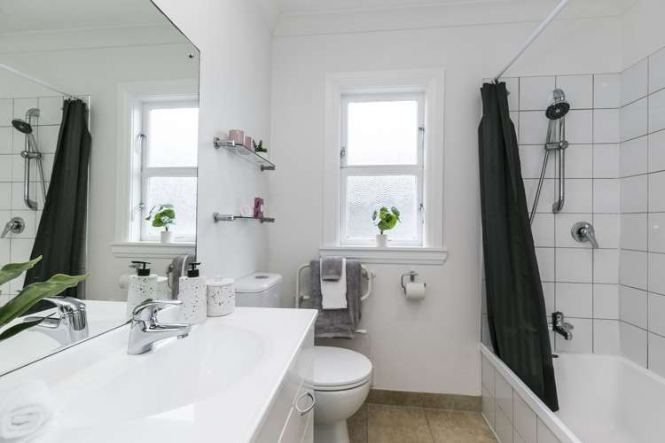 223 Rintoul Street Berhampore_10