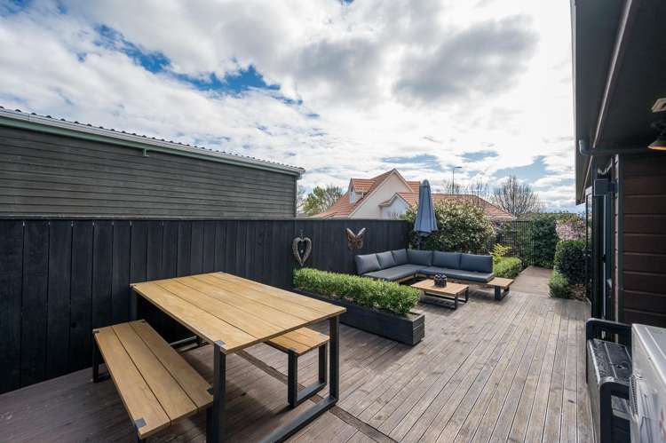 6 Saint James Avenue Richmond_21