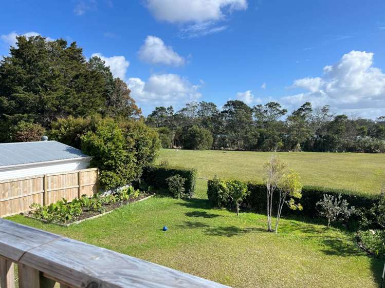 64 Cobham Crescent Kelston_6