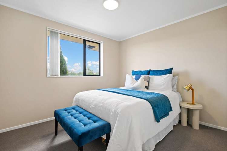 54 Glenveagh Park Drive Manurewa_12