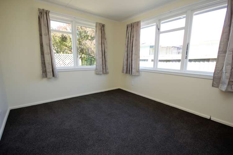 52 Springs Road Hornby_10