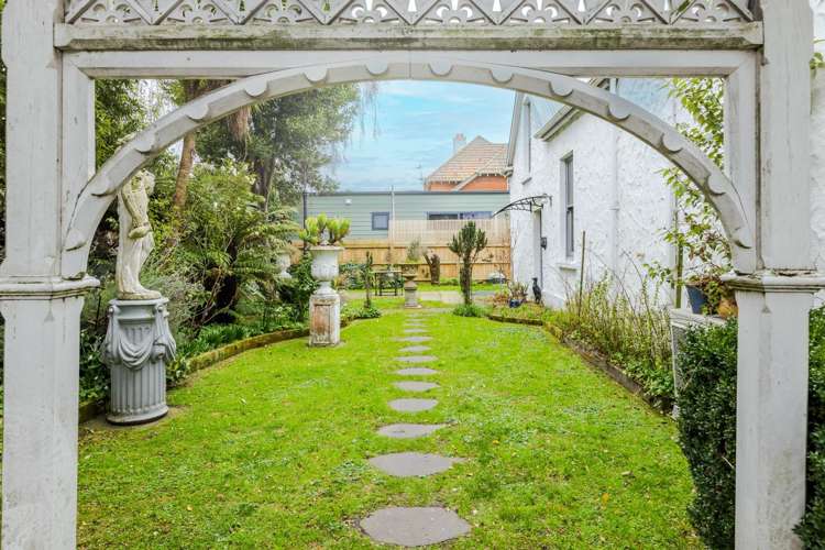 54 Eastbourne Street Caversham_21