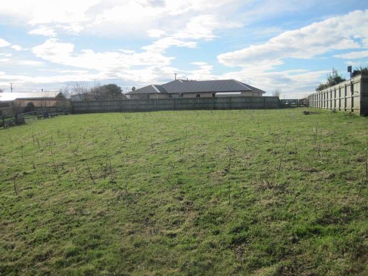 307 Glover Road Hawera_12