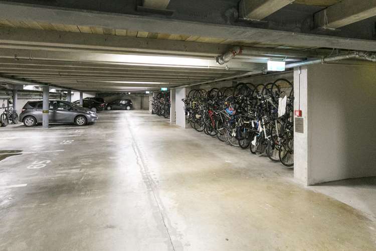 8F/245 Wakefield Street Te Aro_15