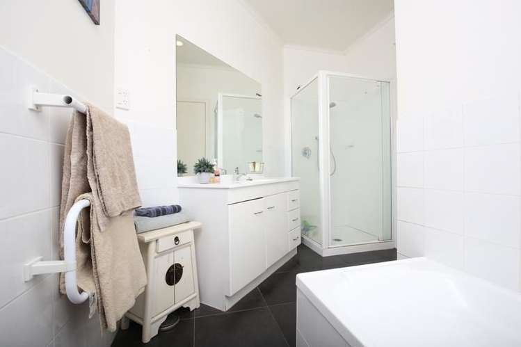 44 Kitenui Avenue Mount Albert_10