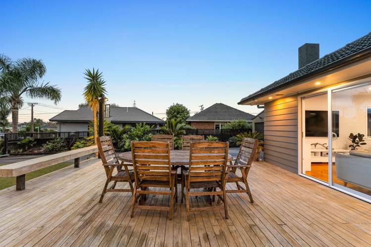 4 Holman Road Te Atatu Peninsula_22