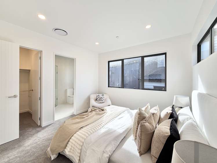 39 Kikorangi Drive Orewa_12