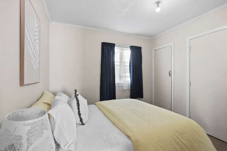 68 Archibald Road Kelston_12