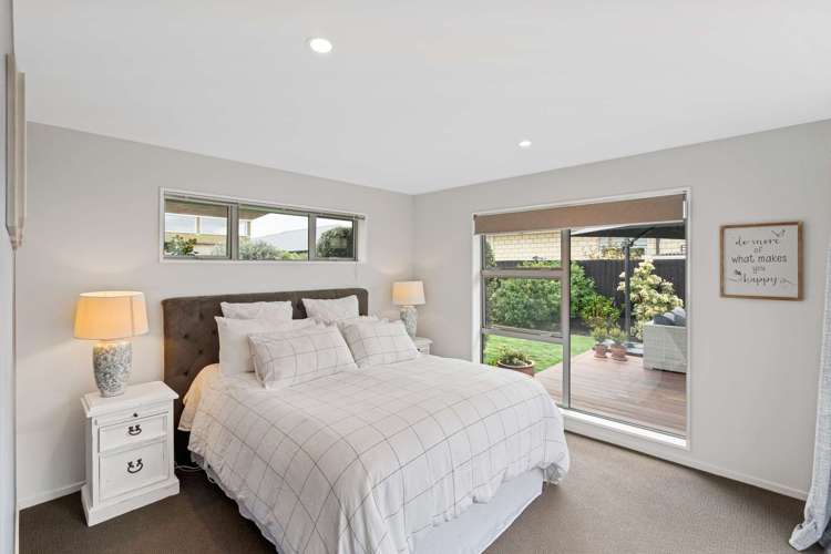 72 Liffey Springs Drive Lincoln_11