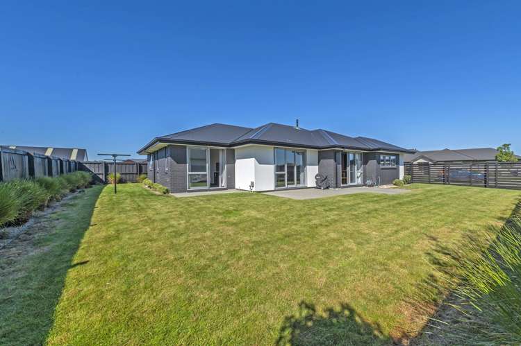 16 Bonecrusher Street Lincoln_20