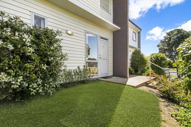 97/7 Kelvin Hart Drive East Tamaki_1