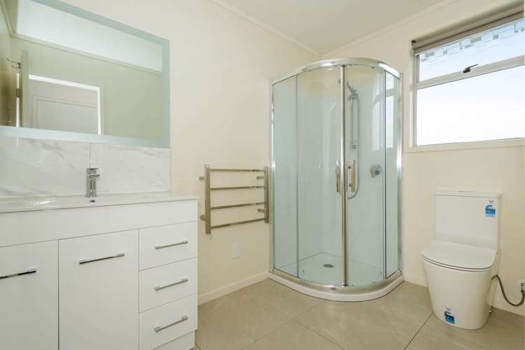 82A Greenslade Crescent Northcote_11