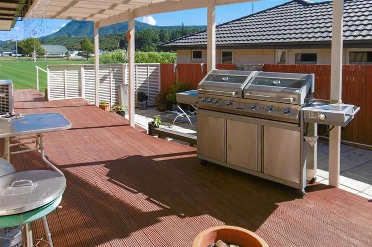 191 Waikawa Road Waikawa_6