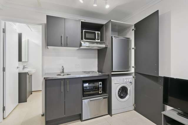 710/15 Holland Street 2185_4