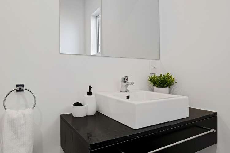 47 Stapletons Road Richmond_16