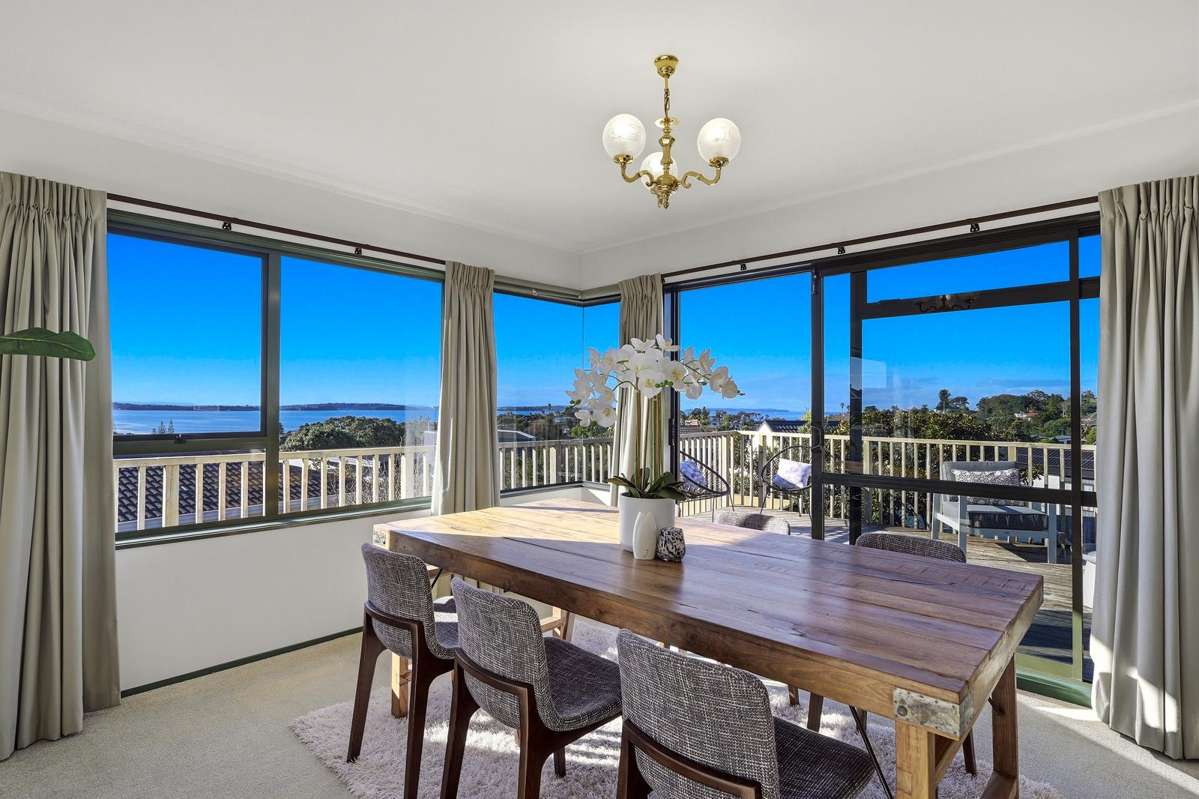 2/983 Beach Road_3