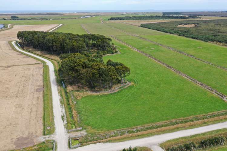 358 Holz Road Wyndham Surrounds_15