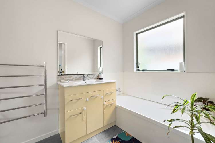 22a Silverton Avenue Wai O Taiki Bay_13