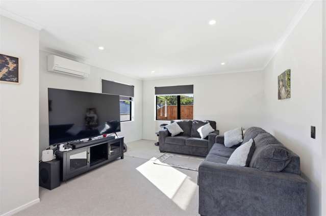 14 Canary Place Stoke_4