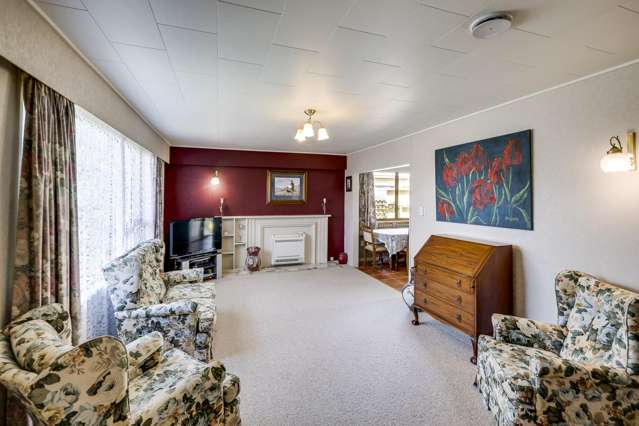 2/525 Fenwick Street Mayfair_1