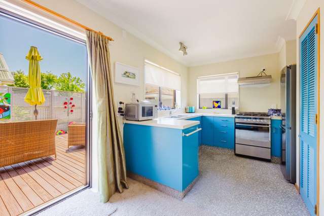 6/703 Charles Street Raureka_1