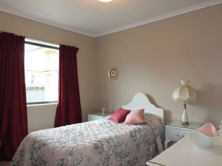 15 Reeve Street Foxton_16