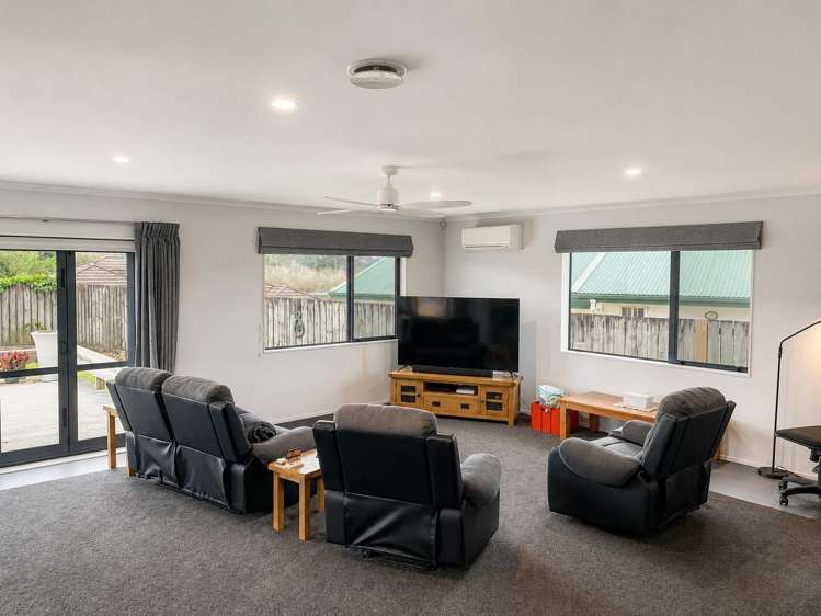 109 Edinburgh Street Pukekohe_2