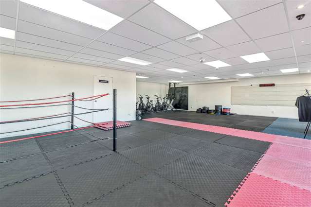 2-427 Great North Road Henderson_4