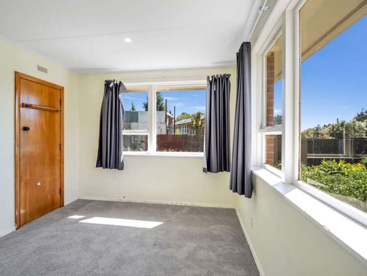 15 Kennard Crescent Karitane_14