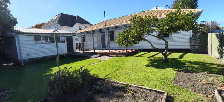 64 Hirini Street Kaiti_4