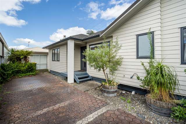 51 Queen Mary Avenue New Lynn_4