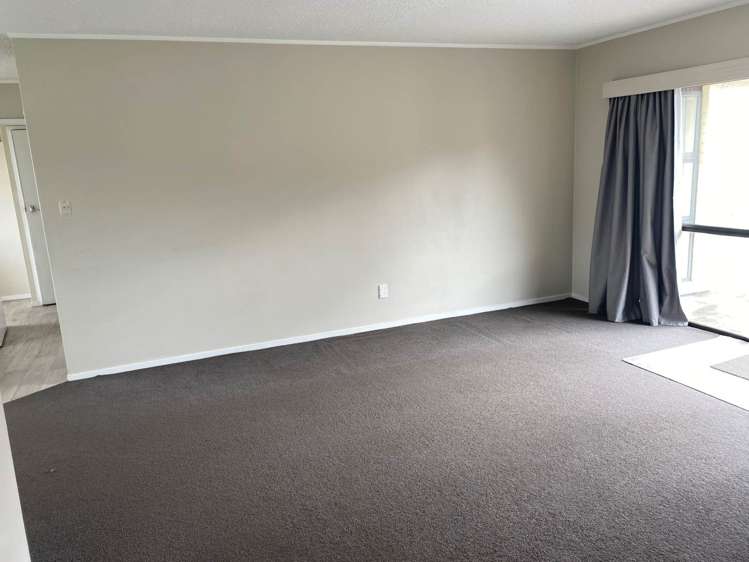 2/46 Myers Road Manurewa_2