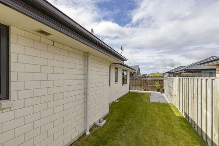15 Grey View Grove Rangiora_20