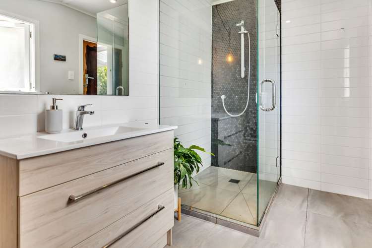 18 Sarah Avenue Whitianga_21