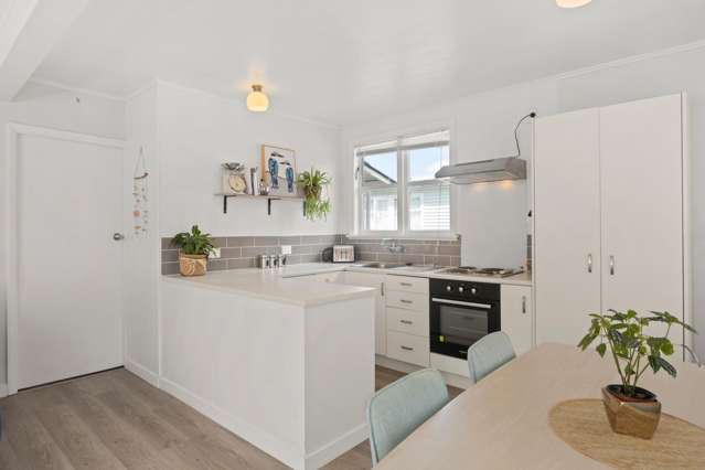  B/137 Warwick Street Feilding_4