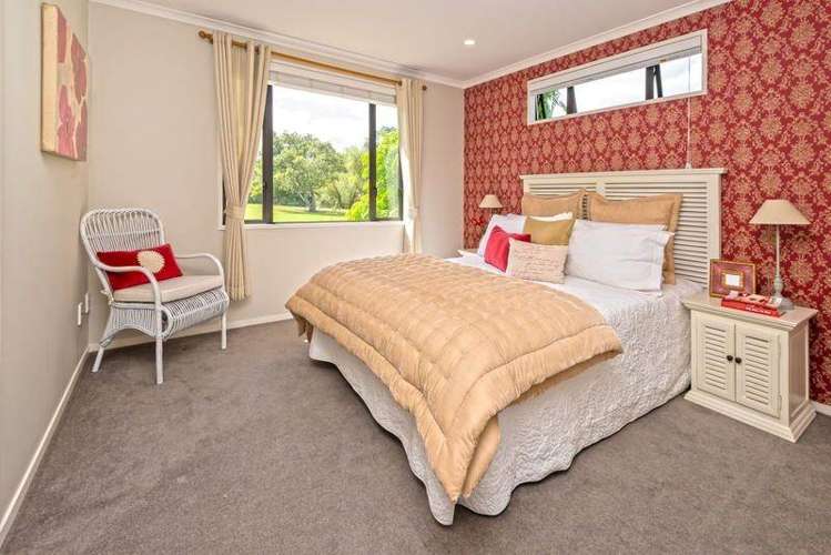 71 Coachman Drive Flat Bush_5