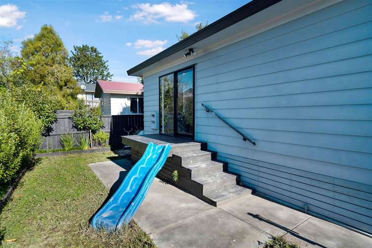 174 Solar Road Glen Eden_13