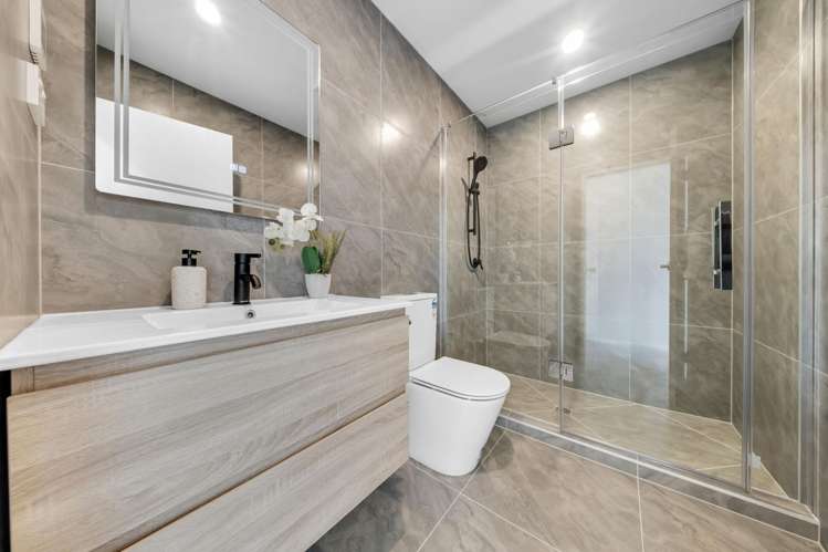 101B & D Gossamer Drive Pakuranga_19