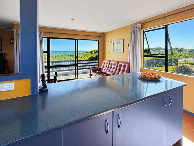 2/298 Ocean Road Ohope_1