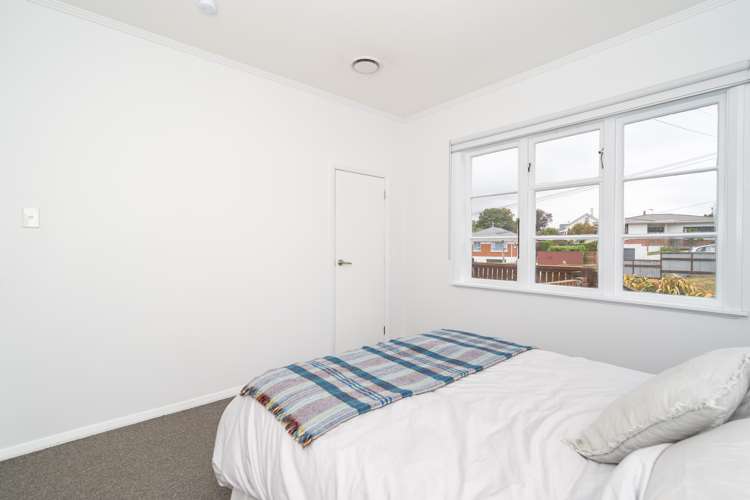 7 Edinburgh Street Green Island_15