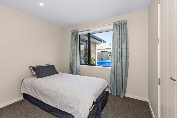 56 Kapiti Drive Poraiti_9