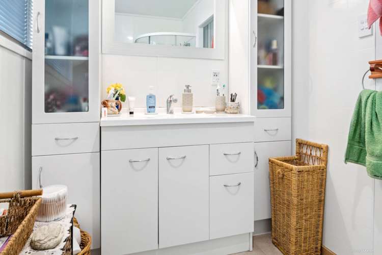 3 Leilani Place Red Hill_5