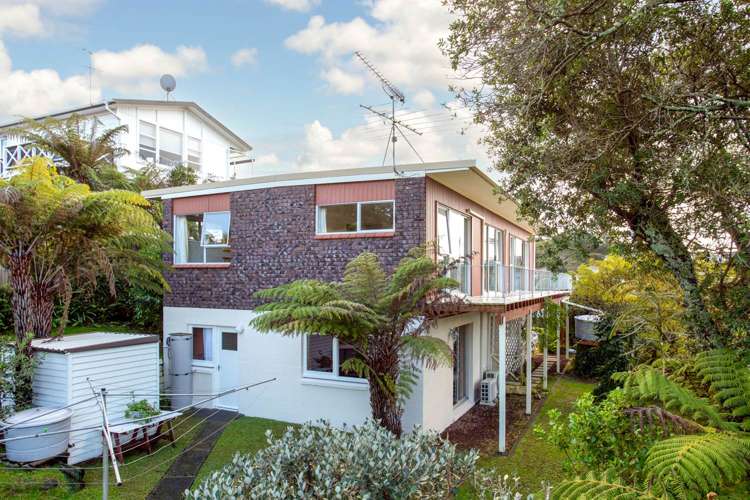 86 Glenvar Road Torbay_14