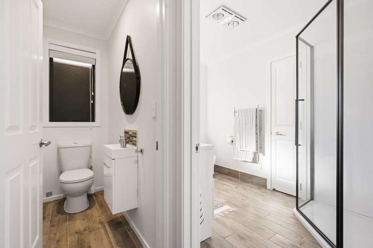 4 Sarah Court Rototuna_12