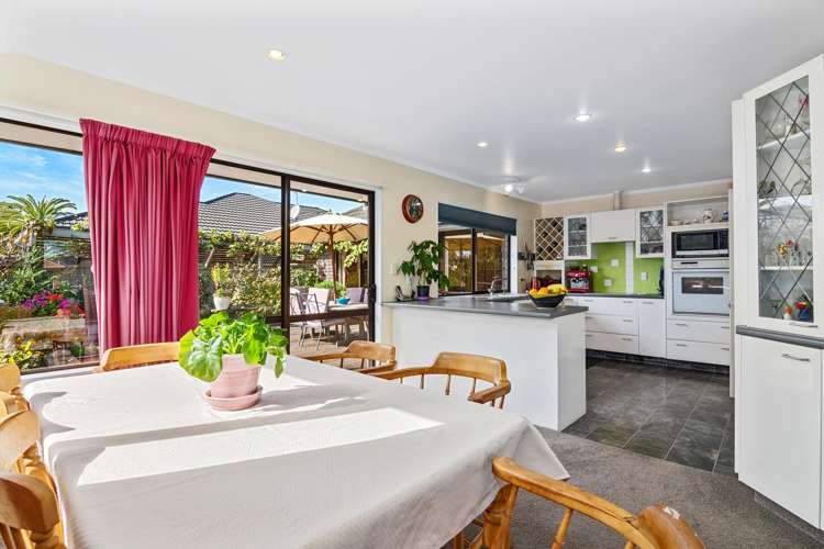 35 Masefield Street Stoke_13